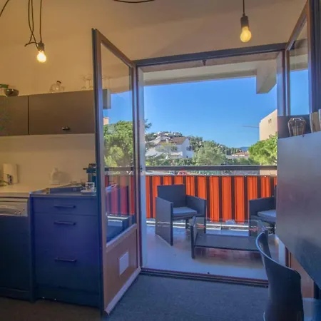 Apartment Beautiful 34m With Terrace In Saint-raphael Saint-Raphael (Var)